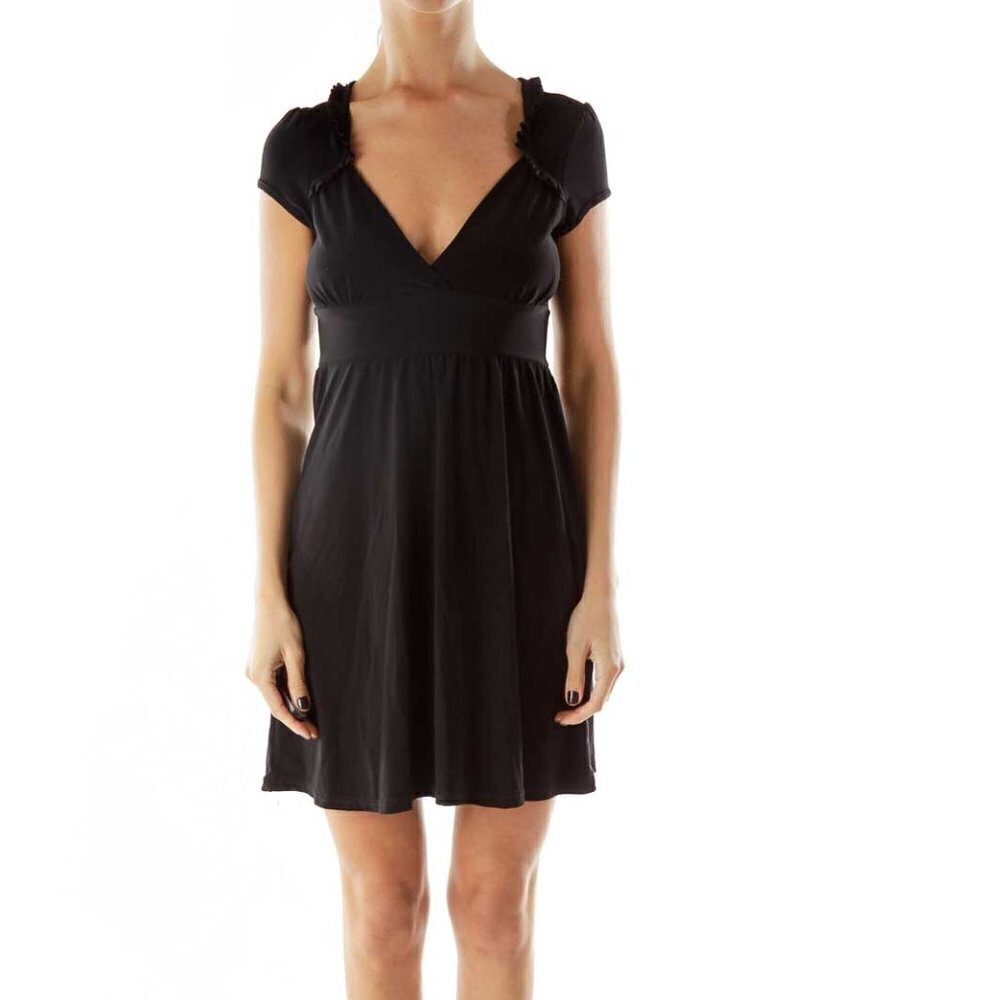 Seduce Black Ruffle Detail V-neck Dress